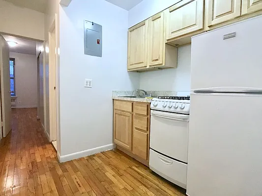 Rented by Sovereign Associates | media 4