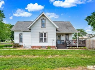 203 E Pine St, Dunlap, IL 61525