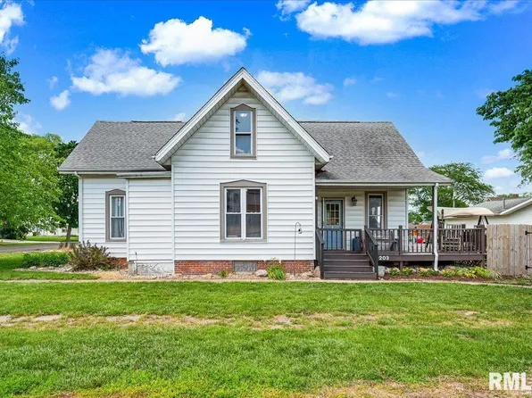 203 E Pine St, Dunlap, IL 61525