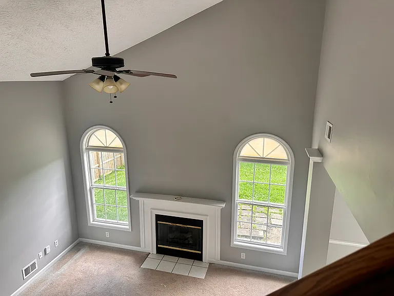 220 Strawberry Fields Rd — Photo 2
