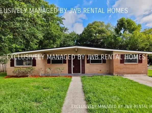 7549 Sharbeth Dr S, Jacksonville, FL 32210