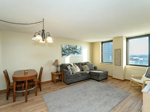 220 Broadway Ave S APT 1112, Rochester, MN 55904