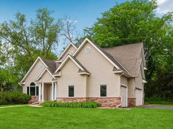 17123 Jonathan Ct, Lakeville, MN 55044