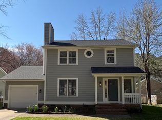 2003 Pathway Dr, Chapel Hill, NC 27516