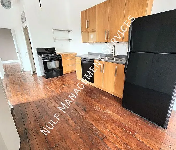 3801 Penn Ave #2 — Photo 1