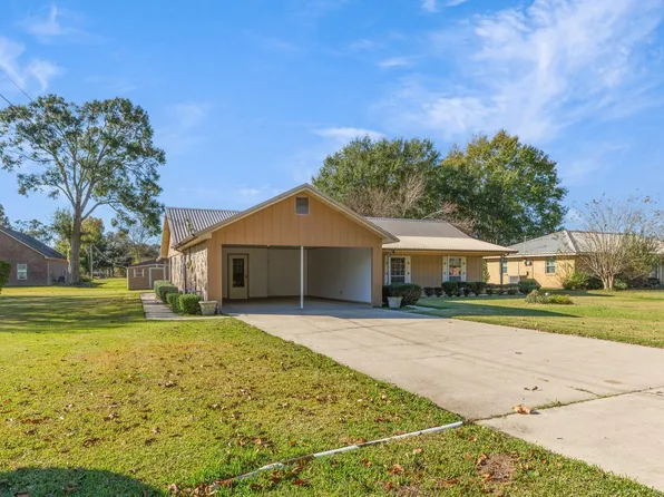 204 Stephanie Dr, Saint Martinville, LA 70582