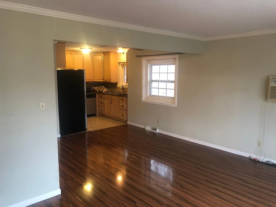 Dinning area and kitchen.
