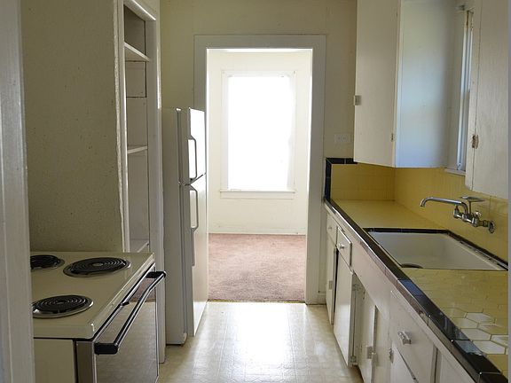 2nd image of 1310 S 21st St #B