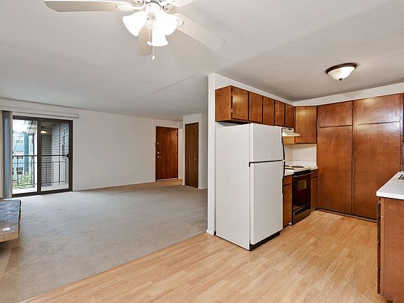 5th image of 1408 Queen Anne Ave N APT 202