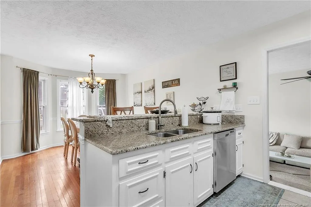 5008 Shimmer Drive - NR — Photo 4