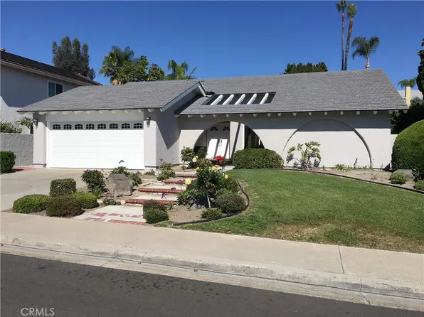 23692 Via Calzada, Mission Viejo, CA 92691