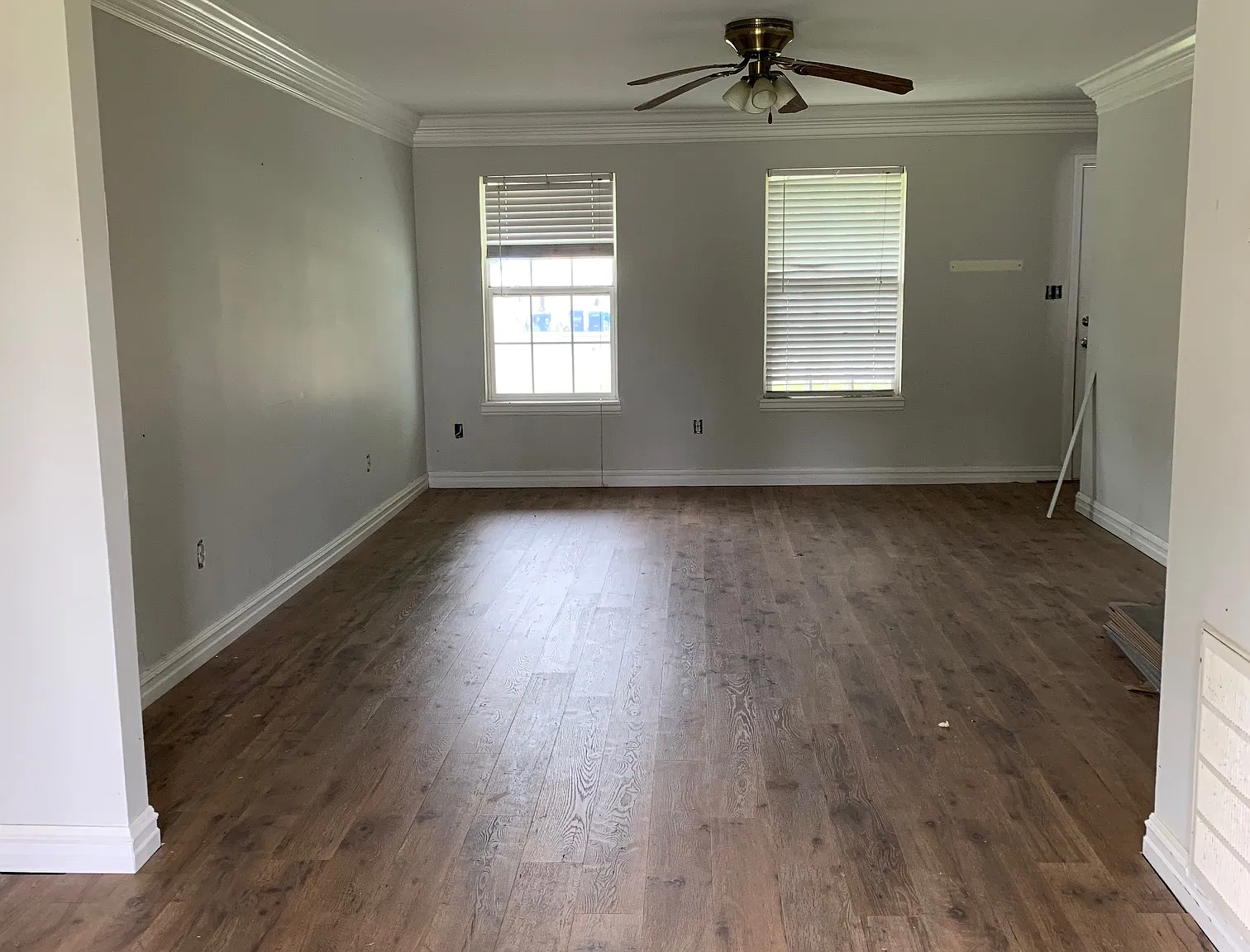 3 bed, 2.5 bath, $1,300 — Photo 2
