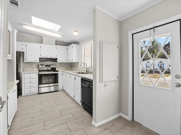 8530 Leadtree Court, Port St Lucie, FL 34952