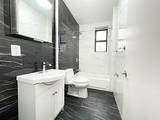 Rented by Bruma Realty LLC | media 4