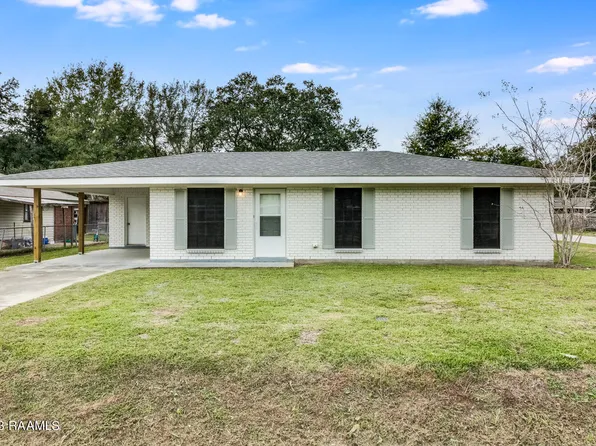 200 Rich Angel Dr, Carencro, LA 70520