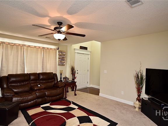 3rd image of 253 Augusta Way