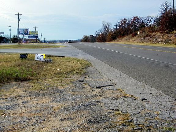 4th image of 18500 E State Highway 9