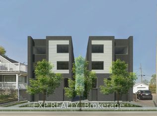 360 Lacasse Ave #A, Ottawa, ON K1L 7A9
