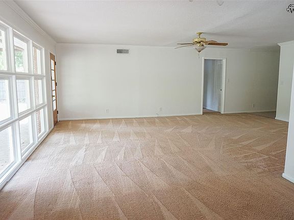 5th image of 4106 Meadowbrook Dr
