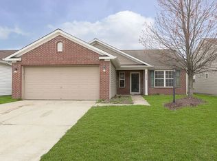 19539 Prairie Crossing Dr, Noblesville, IN 46062
