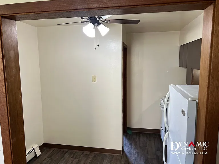 217 S Summit Ave — Photo 8