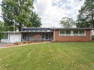 6803 Fair Oaks Rd, Roanoke, VA 24019