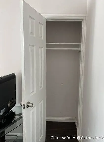 Room 3.