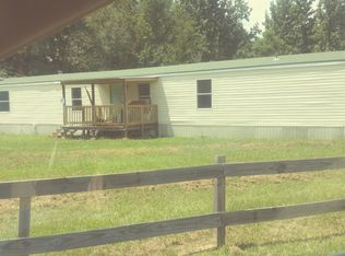 23 Foxwood Rd, Deatsville, AL 36022