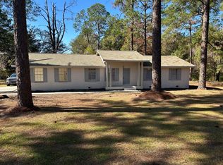 4104 London Ln, Tifton, GA 31793