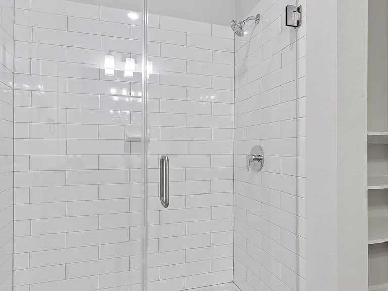Whispering Pointe Apartments — Photo 45