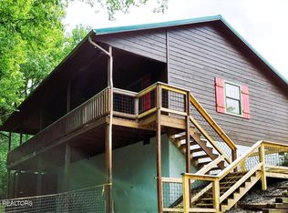 905 Sunrise Blvd, Sevierville, TN 37862