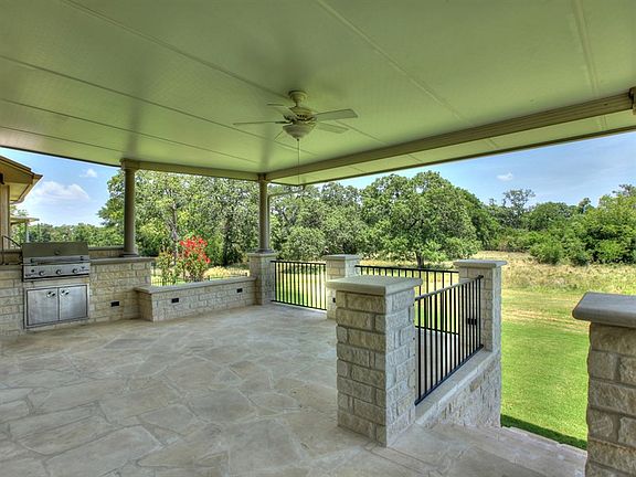 3rd image of 529 Dove Hollow Trl