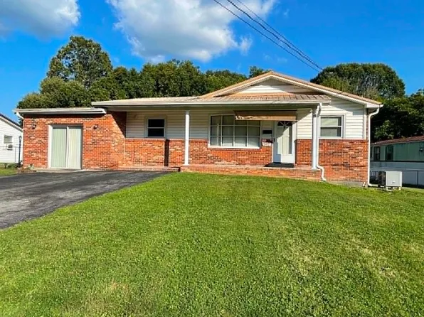 597 Bottom Rd, Raven, VA 24639