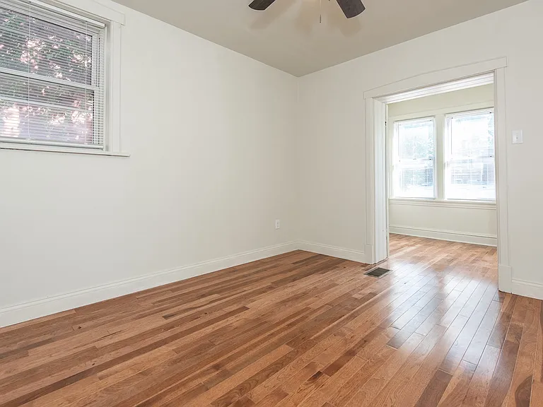 3663 Wilmington Ave — Photo 10