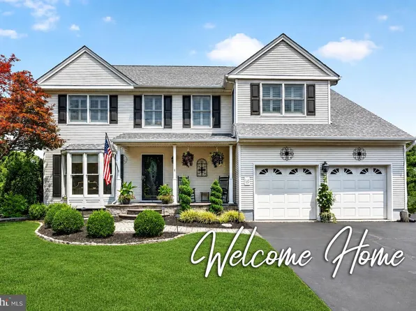5 Pennfield Rd, Robbinsville, NJ 08691