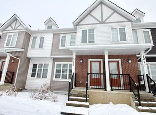 1079 Gault Blvd NW, Edmonton, AB T5E6W3