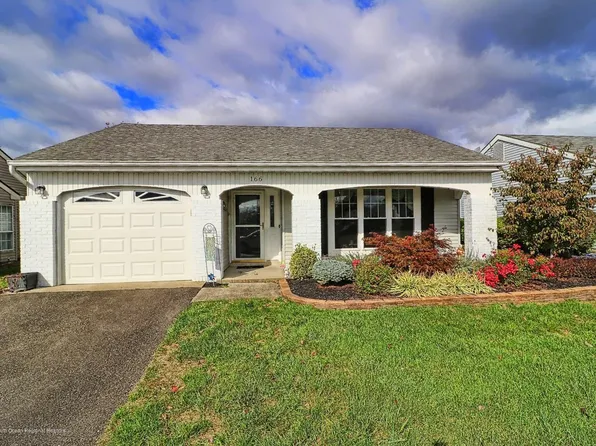 166 Buckingham Dr, Manchester, NJ 08759