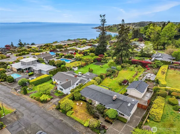1526 NW 167th Street, Shoreline, WA 98177