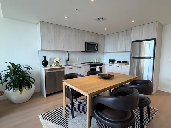 29 NW 28th St APT 2, Miami, FL 33127