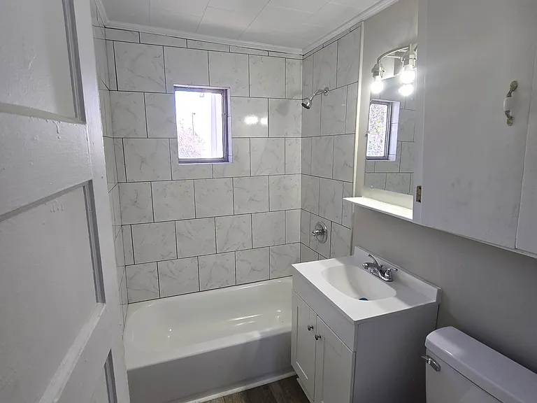 104 Merriman Ave — Photo 7