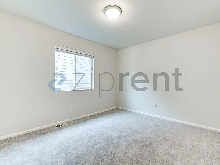 1026 17th Ave — Photo 17