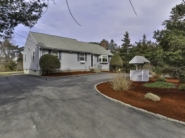 4 Barnes Lane, West Yarmouth, MA 02673