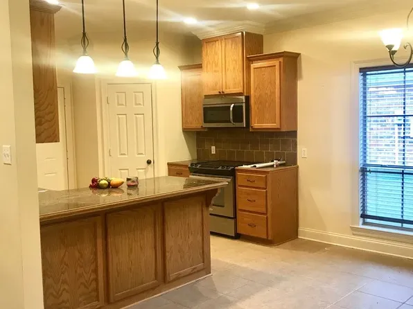 15080 Garden Creek Dr, Walker, LA 70785