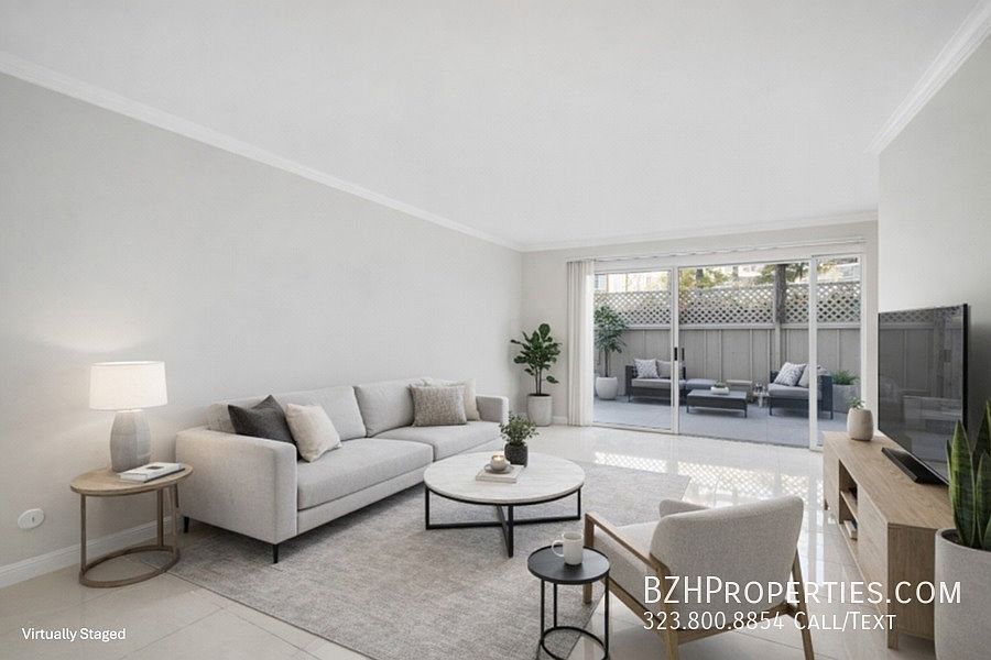 1st image of 7545 Hampton Ave APT 112