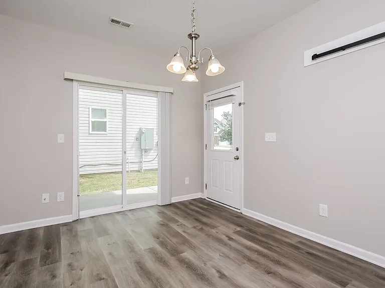 72 Rosemary St — Photo 6