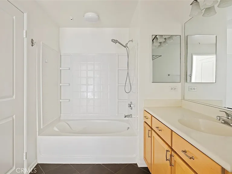 6400 Crescent Park E #111 — Photo 15