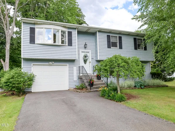 1081 Shave Road, Schenectady, NY 12303
