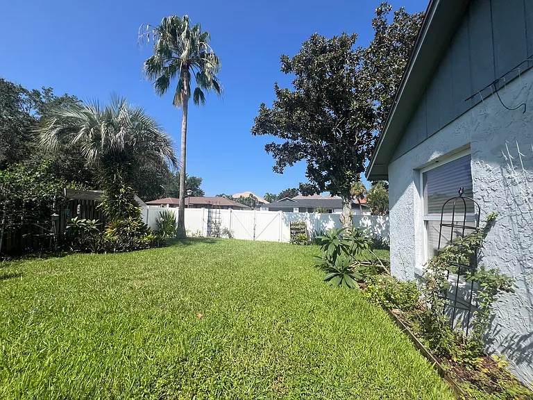 8718 Master Link Ct — Photo 48