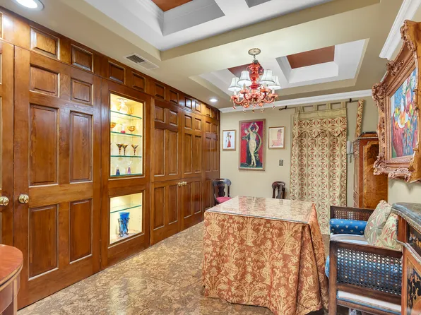 410 East 57th Street image 6 of 7