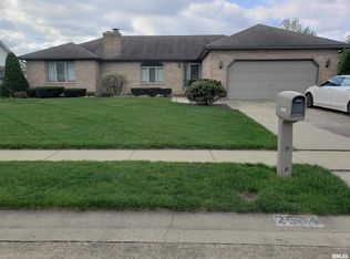 2504 Argonne Ave, Springfield, IL 62704